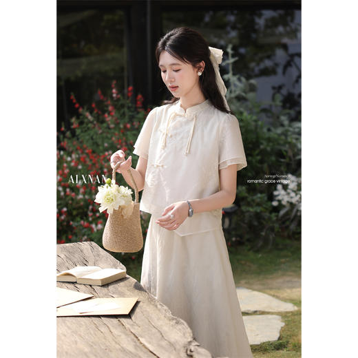 鹿向南「如梦令」杏色新中式短袖半身裙两件套女夏新温柔衬衫套装L55218+L55218BSQ 商品图4