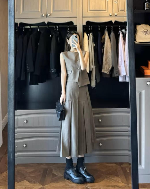 设计师品牌沈月同款 𝐒𝐞𝐥𝐟·𝐖套装马甲半裙042104 商品图1