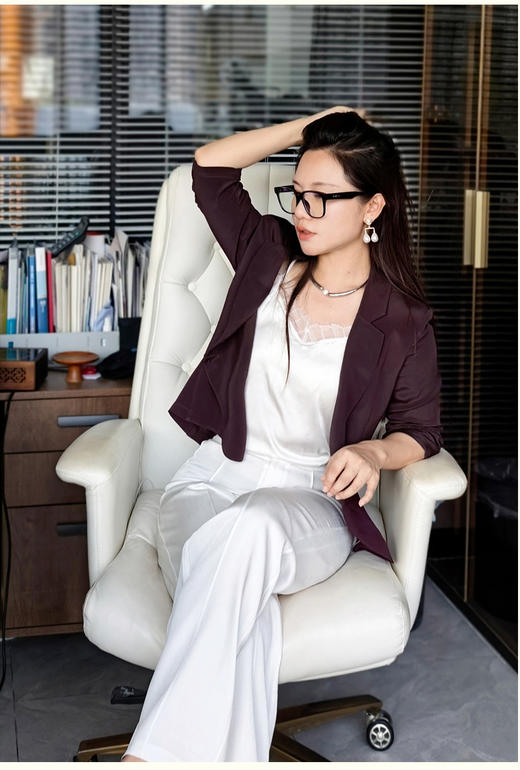 逸红颜明月优选#云裁·凝光「雪梨」老钱斜纹醋酸裤，以建筑美学重塑夏日轻盈~ 商品图10