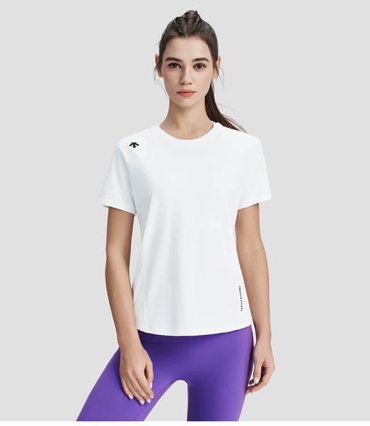 点此购买 迪桑特夏季女士经典TOUGH面料短袖针织衫T恤 bk 315962 商品图2