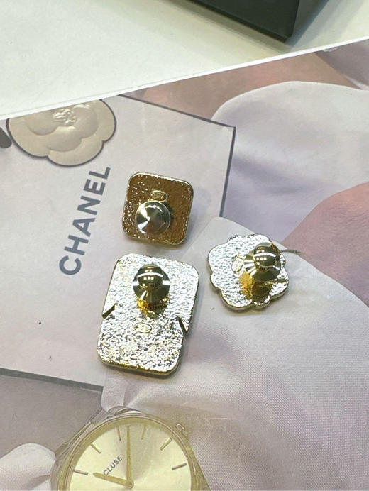 Chanel 21A 高级手工坊 扑克胸针 商品图1