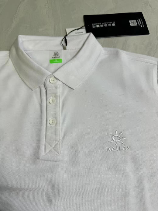 正品 KAILAS凯乐石男款功能性翻领polo针织衫短袖半袖T恤
珠地棉材质，有弹性，纯白配色，版型偏修身， 商品图2