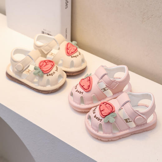 【品牌直供】小咪卡 婴儿鞋子夏季新款防滑叫叫鞋女童软底宝宝凉鞋学步防撞16-20 商品图1