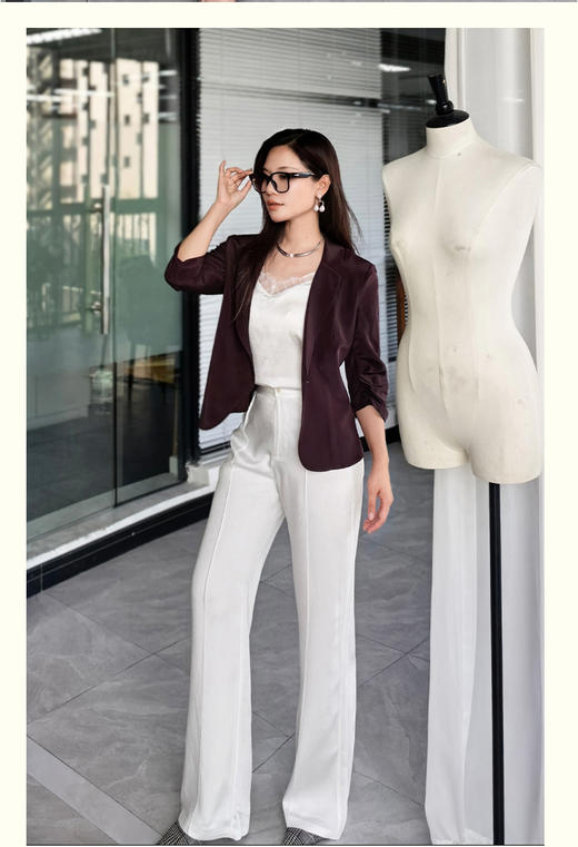 逸红颜明月优选#云裁·凝光「雪梨」老钱斜纹醋酸裤，以建筑美学重塑夏日轻盈~ 商品图3