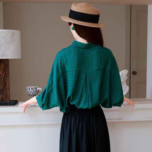 谜底大廓形衬衫五分袖女2025夏季新款通勤提花中长衬衣256MC6265 商品图2