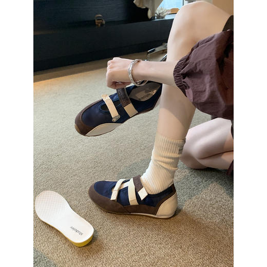 羊皮版韩版魔术贴玛丽珍鞋！2025新款女款拼色休闲芭蕾鞋小众内增高平底单鞋！ 商品图0