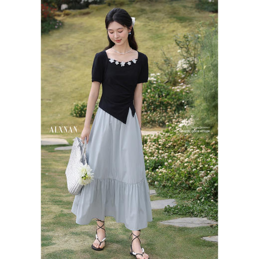 鹿向南「温柔邂逅」雾蓝色法式A字长裙女夏新休闲通勤显瘦半身裙 商品图1