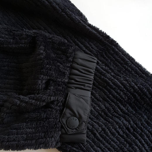 【95新】Moncler蒙口黑色抓绒裤子男士M码150425AI04  现售价：2000 商品图2