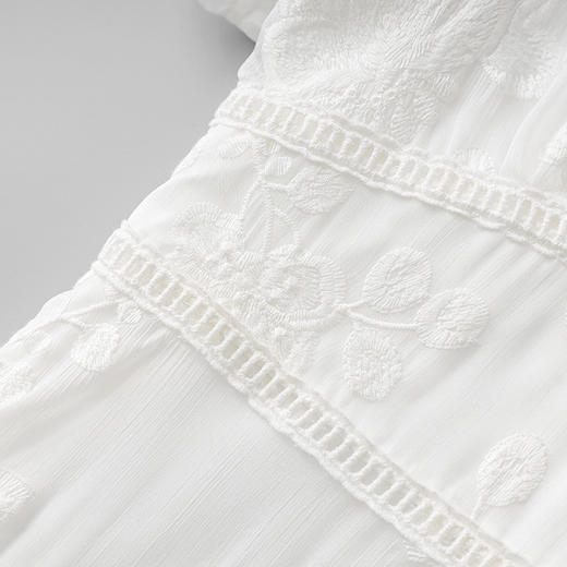 优雅知性氛围感文艺，重工刺绣V领连衣裙WLZD2506206 商品图2