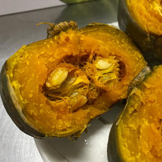 【贝贝南瓜】集颜值口感于一身，吃过的都知道，既有南瓜的甜香，又有板栗的粉糯，香甜的健康粗粮。5-6个/箱，江浙沪皖顺丰包邮！ 商品图1