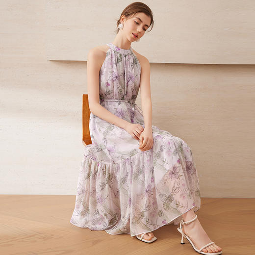 EITIE爱特爱温柔紫植物印花捏褶A字摆挂脖无袖连衣裙2025夏季新款B2507670 商品图3