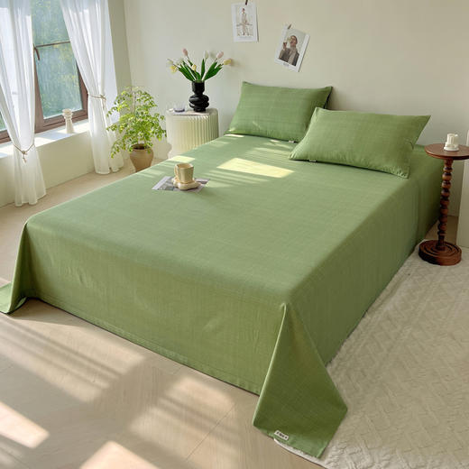 【四季家纺丨良品故事 老粗布凉席三件套】选用柔软细长的长绒棉为原料，高支高密，自然垂顺亲肤柔软，活性印染工艺，耐洗耐用，平整服帖不易起球，针脚细密做工用心，多色可选四季可用 商品图4