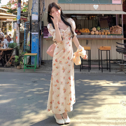 【限时秒杀】西遇法式泡泡袖连衣裙女夏季新款蕾丝花边修身收腰网纱长裙SS050571 商品图4