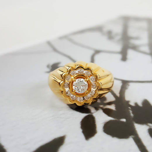 【天然正品】AU750黄金豪镶简约时尚0.35克拉钻石戒指女士现售价：5680！130425TJ24 商品图5