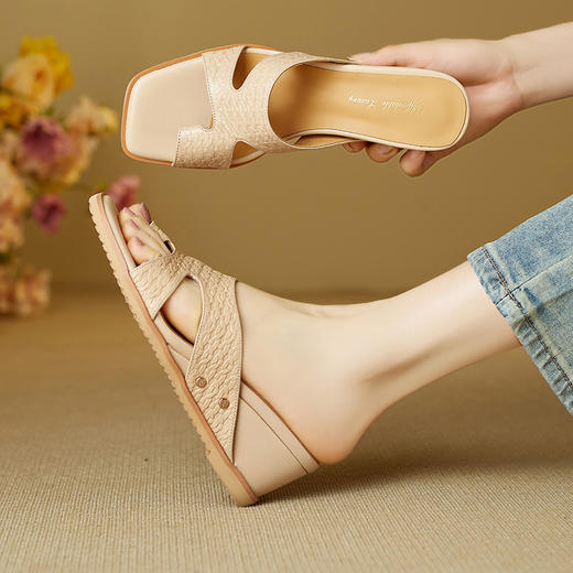 OLD 9217巨好看法式绝美一字带凉拖鞋平底坡跟配裙 商品图3