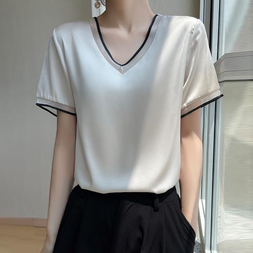 雀说 醋酸缎面短袖t恤女V领显瘦外穿小衫新款夏季宽松撞色大码半袖5ZF-4214 商品图1