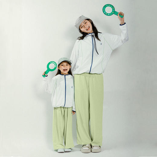 【出游季特惠】ACMEITEM · 爱棵米户外亲子防晒长裤UPF50+柔软直筒宽松休闲裤子女GAG2020902C 商品图3