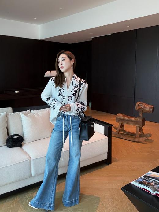 PIANAI冷小姐# 轻奢系列/ 秀场同款法式重工刺绣V领白色长袖衬衣 商品图4