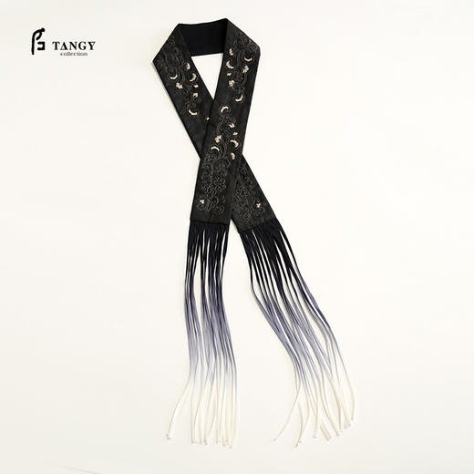 TANGY Collection天意商场款民族风复古印花女围巾L252400 商品图0