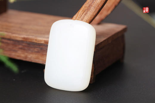 和田白玉【平安无事】吊坠 配精美挂绳 商品图1