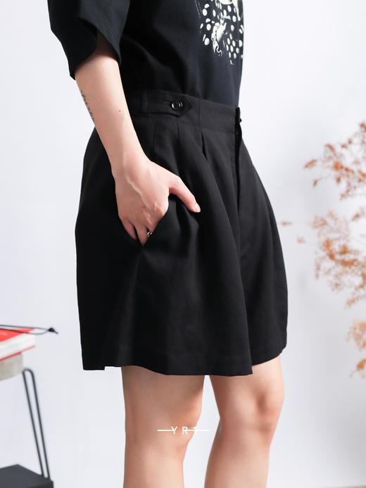 Y‘s | 黑色轻盈短裤 商品图2