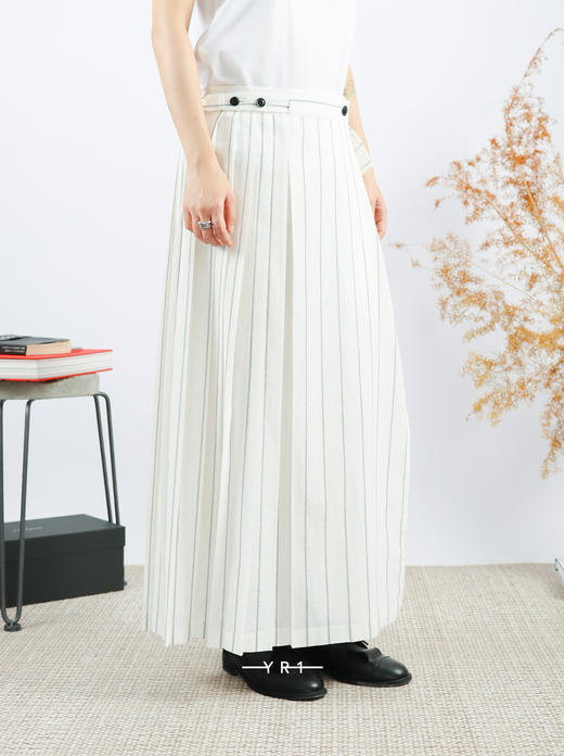 Y‘s | 白色条纹百褶裹身裙 商品图2