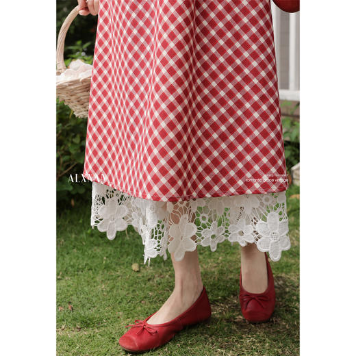 鹿向南「花田茶会」 法式红色格子短袖连衣裙女蕾丝拼接夏A字长裙 商品图2