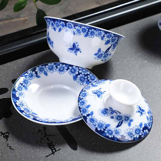 【复古淡雅❗️青花瓷功夫茶具套装】瓷质细腻，幽静雅致，精巧细腻，朴素大方的艺术，特色瓷盖碗功夫茶具套装陶瓷泡茶壶年会QQ 商品图1