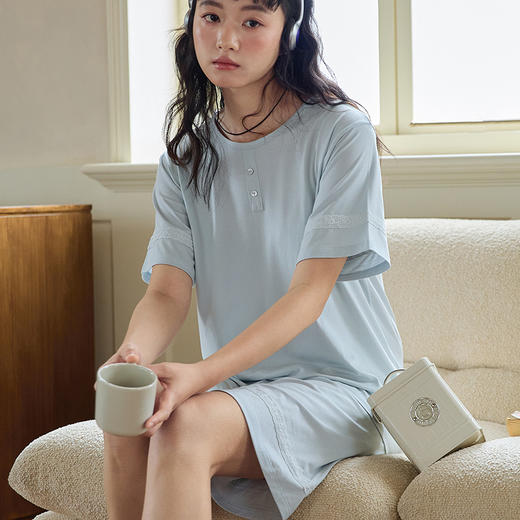 【2026夏季】桑蚕丝・花边家居服 圆领爽滑亲肤凉感 短袖短裤宽松纽扣套装 纯色蕾丝高级感外穿睡衣 商品图0