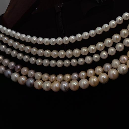 母亲节 妈妈链“拼盘” 尝鲜特价 满足你们不同的需求 都是适配日常的点位～ 今晚福利限量10枚送玫瑰花胸针，先到先得 商品图0