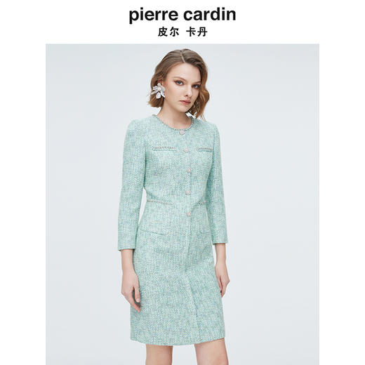 [皮尔卡丹女装]冬季新款蓝色V领绣花收腰连衣裙 商品图3