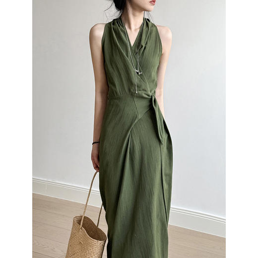 丁摩 法式复古v领无袖挂脖连衣裙82273 商品图0