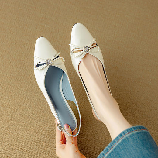 【预售5天】羊皮版~蝴蝶结包头凉鞋女春夏后空小众设计感百搭玛丽珍凉拖DB&M6315 商品图3