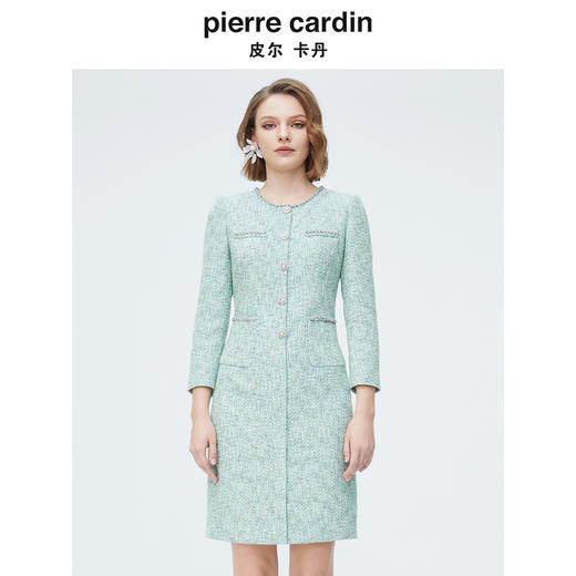 [皮尔卡丹女装]冬季新款蓝色V领绣花收腰连衣裙 商品图0