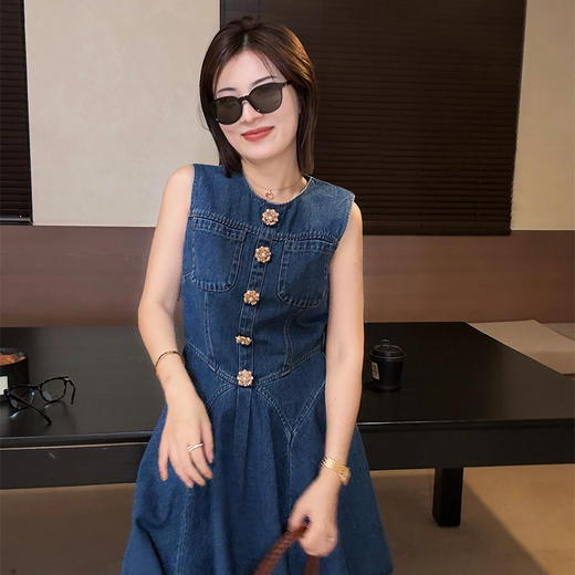 【预售5天】良木礼无袖牛仔连衣裙(Q13) 商品图3