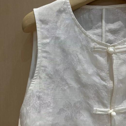 【线上专属】圆领马甲（24704741山矾） 商品图2