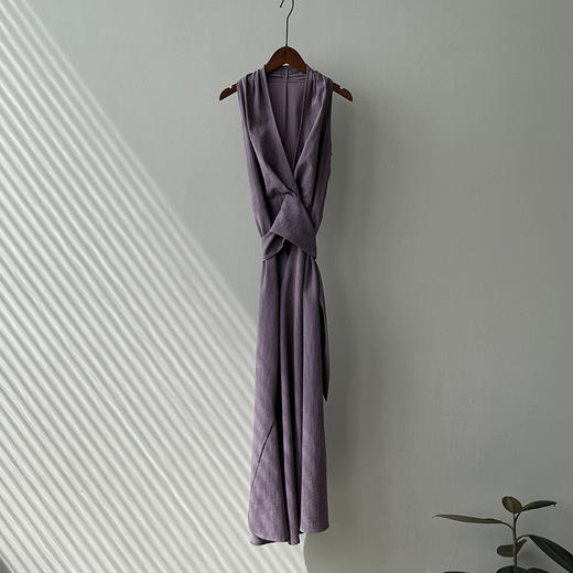 丁摩 法式复古v领无袖挂脖连衣裙82273 商品图6