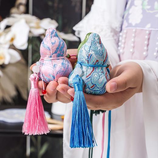 【新款福禄香包香囊】端午节小礼物 文创景区手缝葫芦护身符香囊 古风小挂件 商品图0