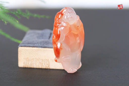 【鸿福齐天】南红冰飘弥勒佛吊坠，配精美挂绳 商品图2