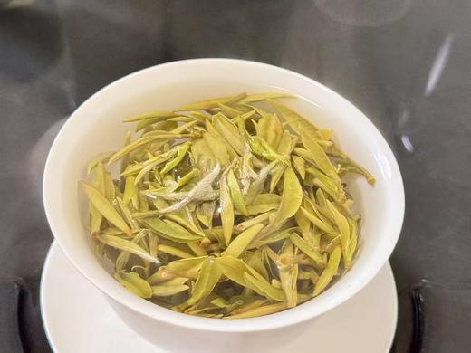 2025春 天工·荒小白  树龄50-60年  尴尬的茶 优美的价  250克起 福鼎白茶 商品图6