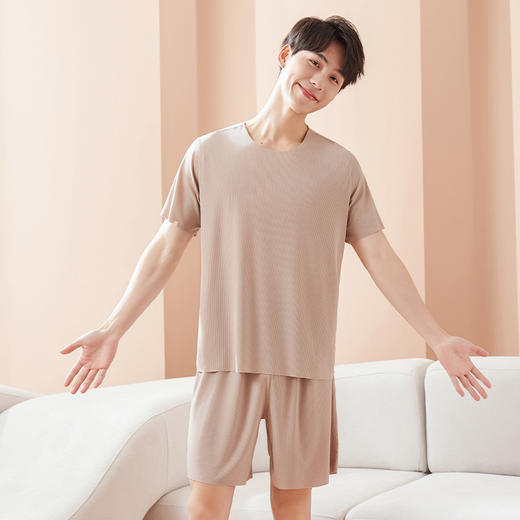 【29.9抢❗️冰丝无痕家居服套装】抖音爆款无痕情侣睡衣女，夏季冰丝清凉短袖圆领男女时尚家居服套装QQ 商品图5