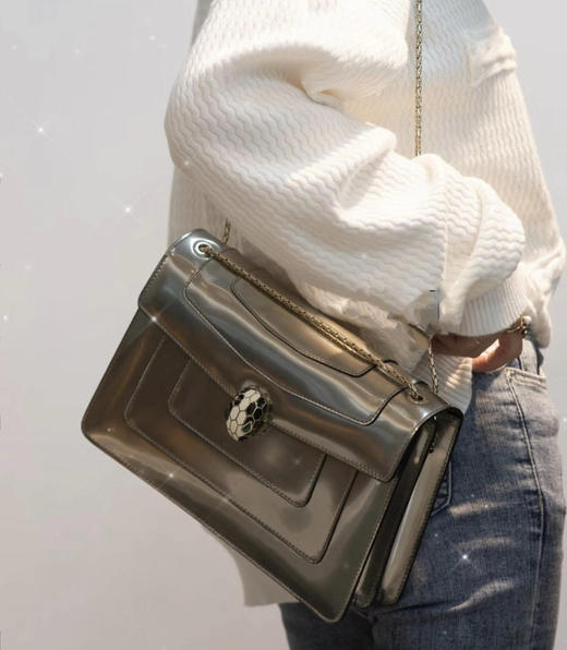 宝格丽 中号 香槟金 漆皮 蛇头包 商品图2