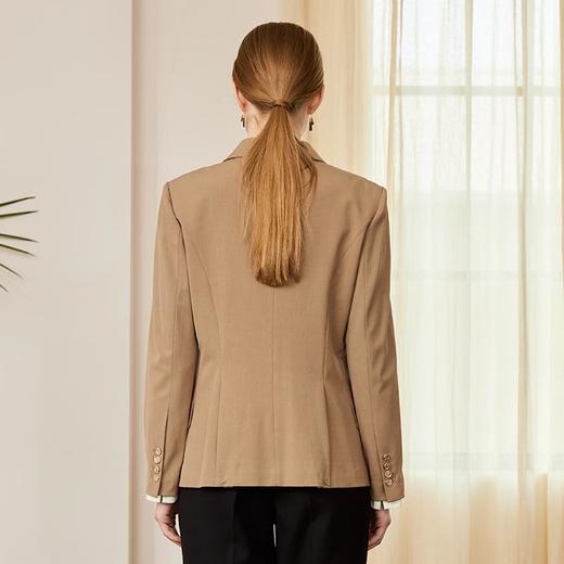 VIVIAN LIU薇薇安刘V2513105梅春女装新款翻领可拆卸袖口西装外套 商品图1