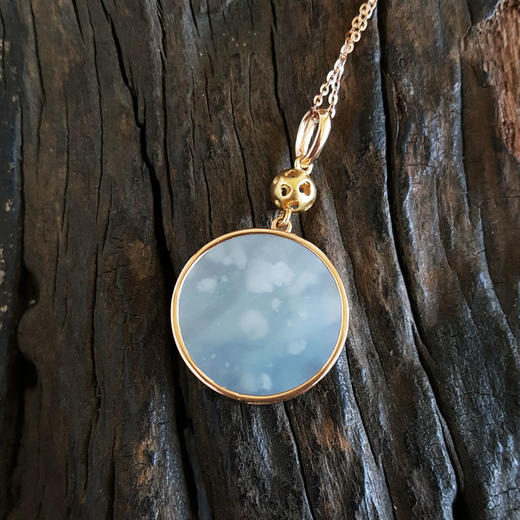 【天然正品】AU750玫瑰金镶天然细腻冰种圆形无事牌翡翠吊坠项链140425NJM02 现售价：3080 商品图4