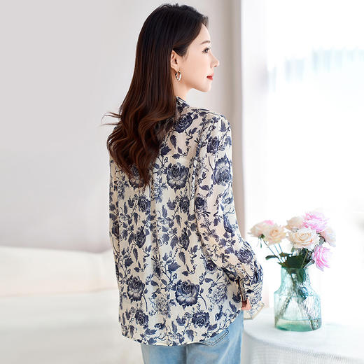 QS-12599628春季上衣女原创国风印花衬衣女真丝亚麻青花瓷长袖衬衫女9768 商品图3