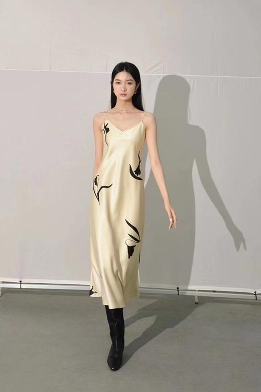 SIA SAYLOR 小众艺术感花朵水墨印花吊带连衣裙 18198 商品图7