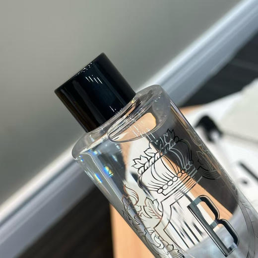 正品保真，贸易公司渠道货源～芭比波朗清透舒盈洁肤油 卸妆油洁颜油200ml
数量不多 商品图3