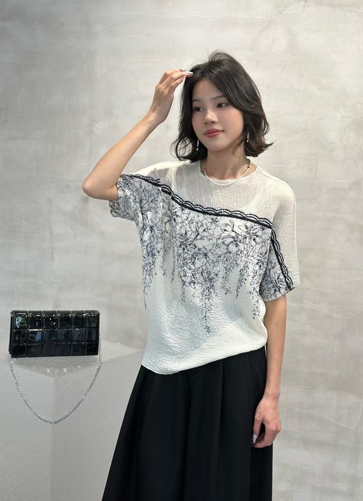 H5TX30608#三宅十字褶皱印花短袖 商品图0