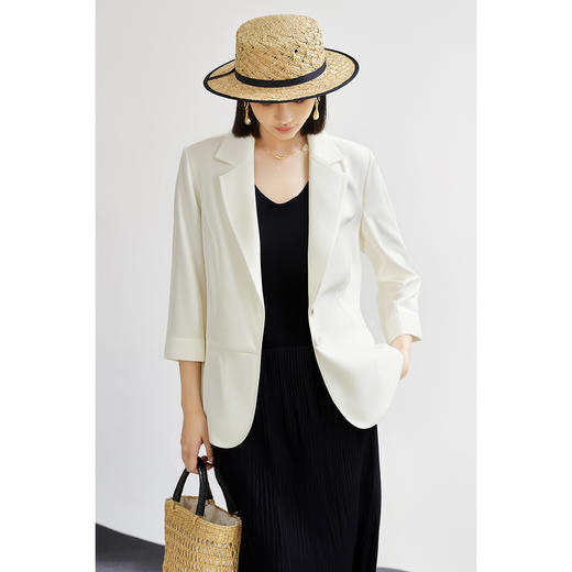 剩S/M/L 米思阳2025夏季知性通勤修身小西装收腰七分袖西装外套女5M25BX1910 商品图1