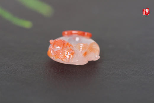 【如意锦鲤】南红冰飘平安扣吊坠，配精美挂绳 商品图3